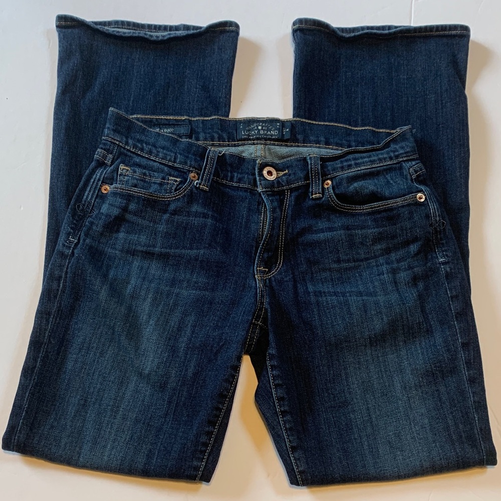 Lucky brand size 4, Sophia boot Women's Dark Blue Jeans